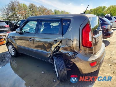 Drugie zdjęcie samochodu z przodu: 2012 KIA SOUL + VIN:KNDJT2A69C7389632 - miniatura