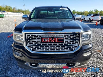 Piąte zdjęcie samochodu w środku: 2018 GMC SIERRA K1500 DENALI VIN:3GTU2PEJ6JG334794 - miniatura