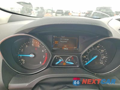 Zdjęcie 9 z 12 samochodu: 2018 FORD ESCAPE SE VIN:1FMCU9GD3JUA75098 - miniatura