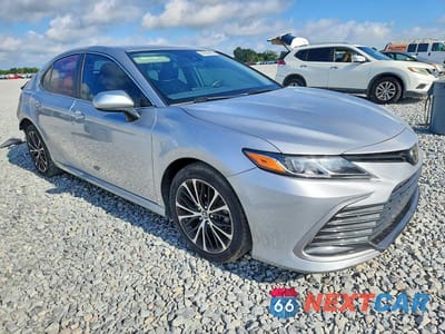 Czwarte zdjęcie samochodu z boku: 2022 TOYOTA CAMRY LE VIN:4T1C11AK5NU648008 - miniatura