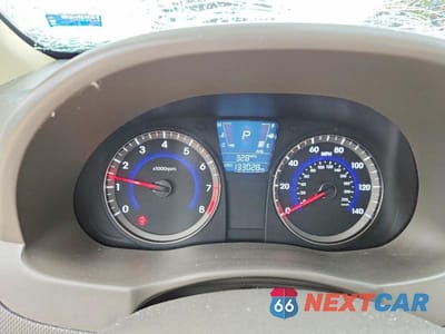 Zdjęcie 9 z 12 samochodu: 2013 HYUNDAI ACCENT VIN:KMHCT4AE1DU531899 - miniatura