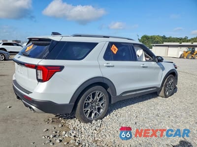Trzecie zdjęcie samochodu z tyłu: 2025 FORD EXPLORER PLATINUM VIN:1FMWK7HCXSGC71861 - miniatura