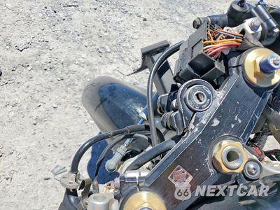Zdjęcie 7 z 8 samochodu: 2002 SUZUKI GSX-R600 VIN:JS1GN7BA222103341 - miniatura