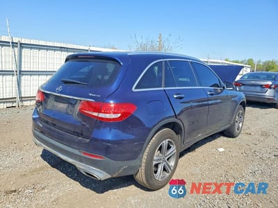 Trzecie zdjęcie samochodu z tyłu: 2019 MERCEDES-BENZ GLC 300 4MATIC VIN:WDC0G4KB8KF592906 - miniatura