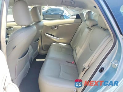 Zdjęcie 10 z 12 samochodu: 2013 TOYOTA PRIUS THREE VIN:JTDKN3DU9D1733866 - miniatura
