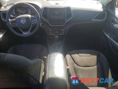 Zdjęcie 8 z 13 samochodu: 2019 JEEP CHEROKEE LATITUDE VIN:1C4PJLCB9KD221523 - miniatura