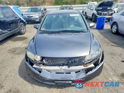 Piąte zdjęcie samochodu w środku: 2010 HONDA CIVIC LX VIN:2HGFA1F58AH329608 - miniatura