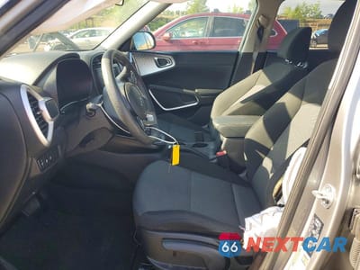 Zdjęcie 7 z 12 samochodu: 2023 KIA SOUL LX VIN:KNDJ23AUXP7862158 - miniatura
