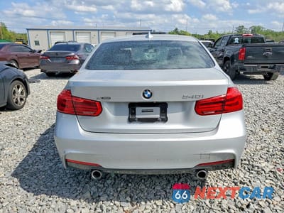 Zdjęcie 6 z 12 samochodu: 2018 BMW 340 XI VIN:WBA8B7G52JNU95455 - miniatura