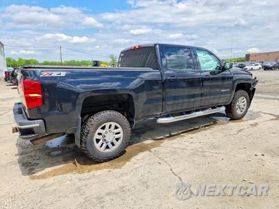Trzecie zdjęcie samochodu z tyłu: 2017 CHEVROLET SILVERADO K2500 HEAVY DUTY LT VIN:1GC1KVEG9HF103976 - miniatura
