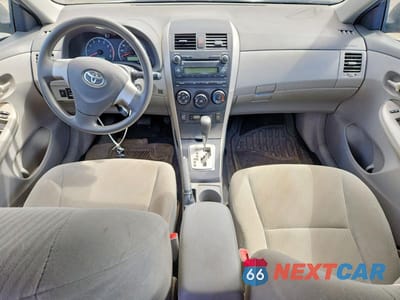 Zdjęcie 8 z 12 samochodu: 2010 TOYOTA COROLLA LE VIN:1NXBU4EE8AZ282631 - miniatura