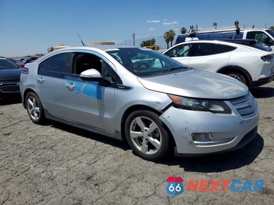 Czwarte zdjęcie samochodu z boku: 2014 CHEV VOLT VIN:1G1RE6E43EU172796 - miniatura