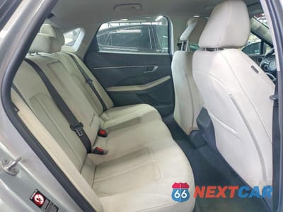 Zdjęcie 10 z 12 samochodu: 2023 HYUNDAI SONATA SEL VIN:KMHL64JA1PA286564 - miniatura