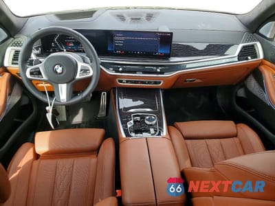 Zdjęcie 8 z 13 samochodu: 2026 BMW X7 XDRIVE40I VIN:5UX23EM02T9382313 - miniatura
