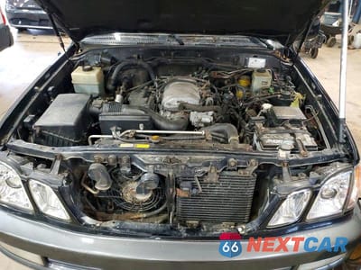 Zdjęcie 12 z 13 samochodu: 2002 LEXUS LX 470 VIN:JTJHT00W723516093 - miniatura