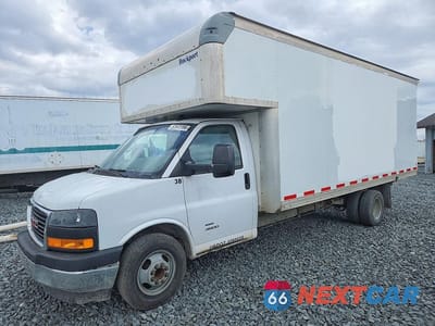 2022 GMC SAVANA CUTAWAY G4500 7GZ67UC73NN001159 - główne zdjęcie licytacji z USA - miniatura