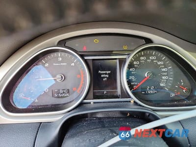 Zdjęcie 9 z 13 samochodu: 2015 AUDI Q7 TDI PREMIUM PLUS VIN:WA1LMAFE5FD031427 - miniatura