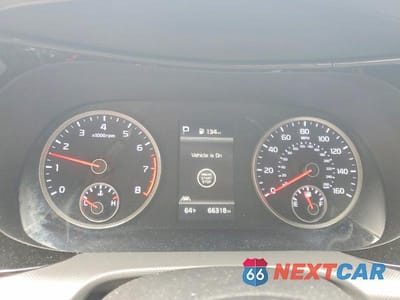 Zdjęcie 9 z 12 samochodu: 2022 KIA K5 LXS VIN:5XXG14J20NG154345 - miniatura