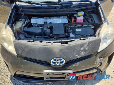 Zdjęcie 11 z 12 samochodu: 2015 TOYOTA PRIUS FOUR VIN:JTDKN3DU5F1898316 - miniatura