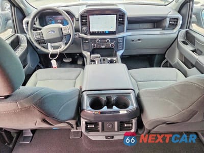 Zdjęcie 8 z 13 samochodu: 2025 FORD F150 LIGHTNING XLT VIN:1FTVW3LK6SWG28227 - miniatura
