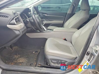Zdjęcie 7 z 12 samochodu: 2020 TOYOTA CAMRY SE VIN:4T1G11AK2LU957031 - miniatura