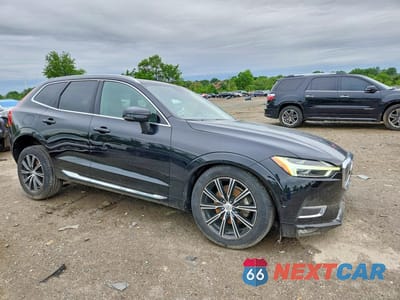Czwarte zdjęcie samochodu z boku: 2019 VOLVO XC60 T5 INSCRIPTION VIN:LYV102RL1KB285116 - miniatura