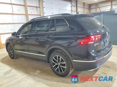 Drugie zdjęcie samochodu z przodu: 2021 VOLKSWAGEN TIGUAN SE VIN:3VV3B7AXXMM028131 - miniatura