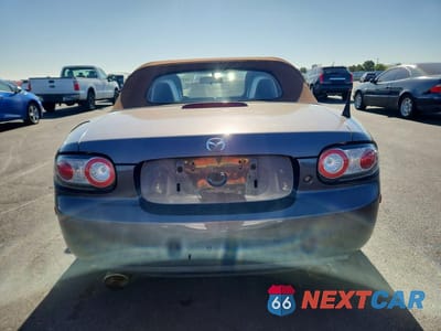 Zdjęcie 6 z 12 samochodu: 2006 MAZDA MX-5 MIATA VIN:JM1NC25FX60103490 - miniatura