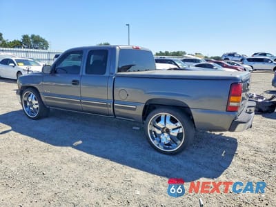 Drugie zdjęcie samochodu z przodu: 2000 CHEVROLET SILVERADO C1500 VIN:2GCEC19T4Y1359075 - miniatura
