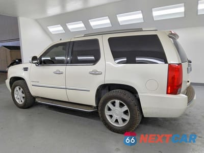 Drugie zdjęcie samochodu z przodu: 2013 CADILLAC ESCALADE VIN:1GYS3AEF9DR331318 - miniatura