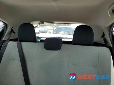 Zdjęcie 10 z 13 samochodu: 2013 TOYOTA PRIUS C ONE VIN:JTDKDTB30D1054324 - miniatura