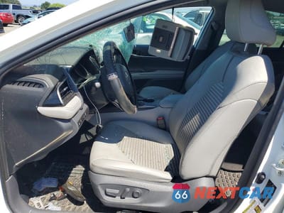 Zdjęcie 7 z 12 samochodu: 2021 TOYOTA CAMRY SE VIN:4T1G11AK3MU538638 - miniatura