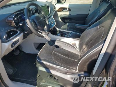 Zdjęcie 7 z 13 samochodu: 2023 CHRYSLER PACIFICA HYBRID LIMITED VIN:2C4RC1S74PR569609 - miniatura