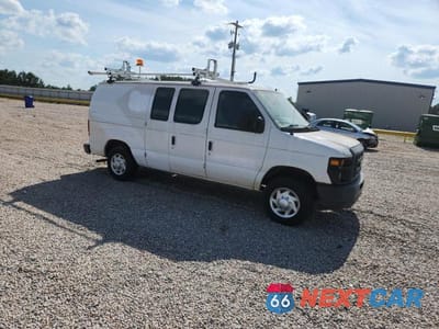 Czwarte zdjęcie samochodu z boku: 2014 FORD ECONOLINE E150 VAN VIN:1FTNE1EW3EDA66956 - miniatura