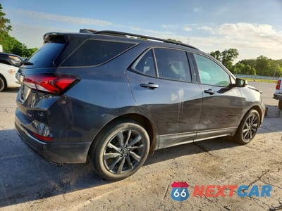 Trzecie zdjęcie samochodu z tyłu: 2022 CHEVROLET EQUINOX RS VIN:2GNAXMEV9N6151713 - miniatura
