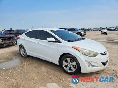 Czwarte zdjęcie samochodu z boku: 2013 HYUNDAI ELANTRA GLS VIN:5NPDH4AE0DH295783 - miniatura