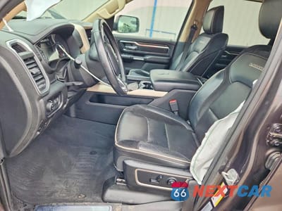 Zdjęcie 7 z 12 samochodu: 2019 RAM 1500 LARAMIE VIN:1C6SRFJT2KN513614 - miniatura