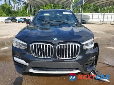 Piąte zdjęcie samochodu w środku: 2021 BMW X3 SDRIVE30I VIN:5UXTY3C05M9F07496 - miniatura