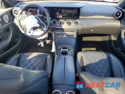 Zdjęcie 8 z 13 samochodu: 2019 MERCEDES-BENZ E 450 4MATIC VIN:WDDZH6JB1KA556954 - miniatura