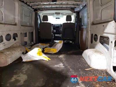 Zdjęcie 10 z 14 samochodu: 2017 NISSAN NV 2500 DELIVERY VAN VIN:1N6BF0KY4HN805845 - miniatura