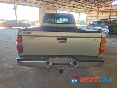 Zdjęcie 6 z 12 samochodu: 2002 TOYOTA TACOMA XTRACAB VIN:5TEVL52NX2Z063290 - miniatura