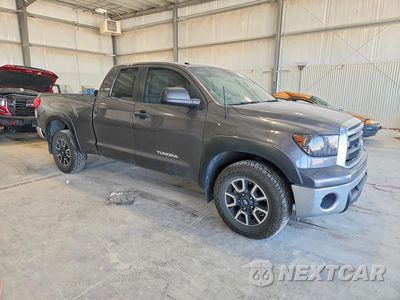 Czwarte zdjęcie samochodu z boku: 2013 TOYOTA TUNDRA DOUBLE CAB SR5 VIN:5TFUM5F1XDX044944 - miniatura