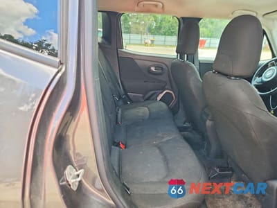 Zdjęcie 11 z 13 samochodu: 2017 JEEP RENEGADE SPORT VIN:ZACCJAAB7HPF50205 - miniatura