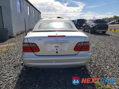 Zdjęcie 6 z 12 samochodu: 2003 MERCEDES-BENZ CLK 430 VIN:WDBLK70G33T133284 - miniatura