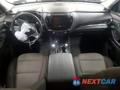 Zdjęcie 8 z 13 samochodu: 2019 CHEVROLET TRAVERSE LS VIN:1GNERFKW9KJ104944 - miniatura