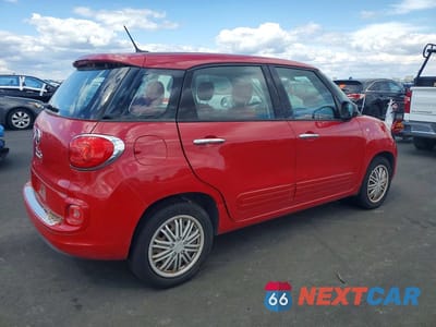 Trzecie zdjęcie samochodu z tyłu: 2016 FIAT 500L POP VIN:ZFBCFAAH4GZ038300 - miniatura