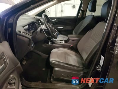 Zdjęcie 7 z 13 samochodu: 2018 FORD ESCAPE SE VIN:1FMCU9GD1JUC31347 - miniatura