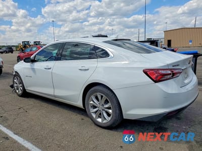 Drugie zdjęcie samochodu z przodu: 2019 CHEVROLET MALIBU LT VIN:1G1ZD5ST3KF165114 - miniatura