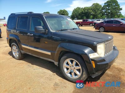 Czwarte zdjęcie samochodu z boku: 2012 JEEP LIBERTY LIMITED VIN:1C4PJLCK2CW125819 - miniatura