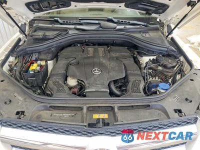 Zdjęcie 12 z 13 samochodu: 2016 MERCEDES-BENZ GL 450 4MATIC VIN:4JGDF6EE8GA640223 - miniatura
